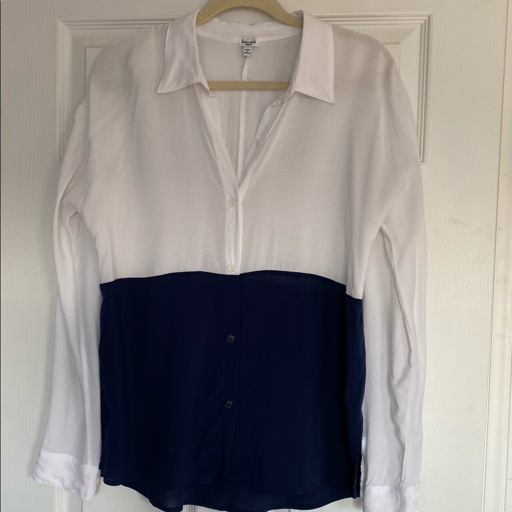 Splendid White and Navy Colorblock Button-Up Blouse
